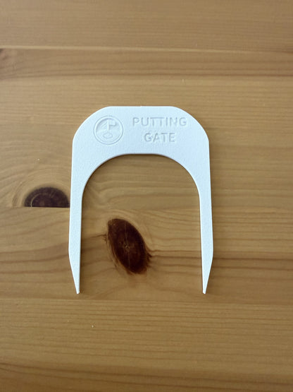 Détail putting gate impression 3D, finition blanche